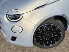 Fiat 500 (2015) thumbnail 16