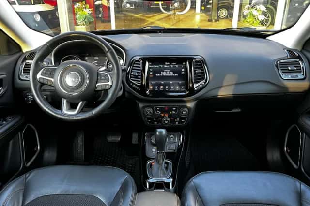 Jeep Compass (2017) thumbnail 4