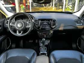 Jeep Compass (2017) thumbnail 4