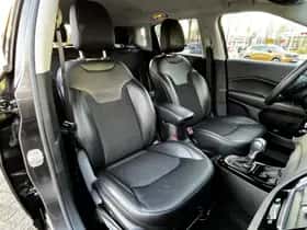 Jeep Compass (2017) thumbnail 6