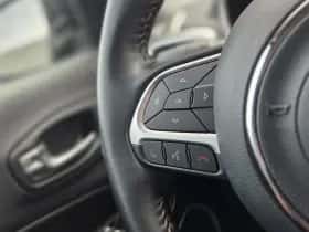 Jeep Compass (2017) thumbnail 17