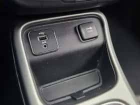 Jeep Compass (2017) thumbnail 21