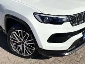 Jeep Compass (2017) thumbnail 18