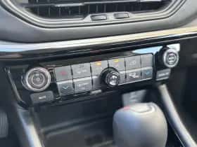 Jeep Compass (2017) thumbnail 26