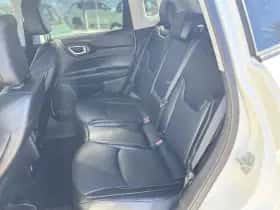 Jeep Compass (2017) thumbnail 8