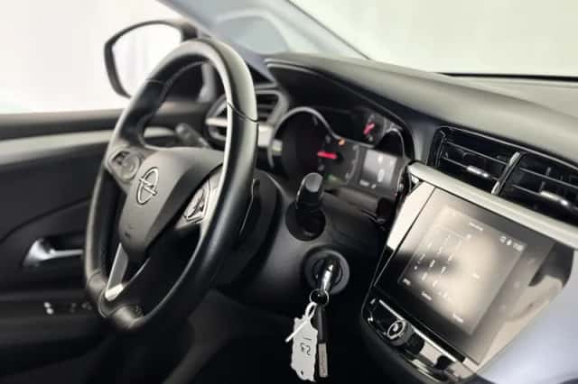 Opel Corsa (2019) thumbnail 2