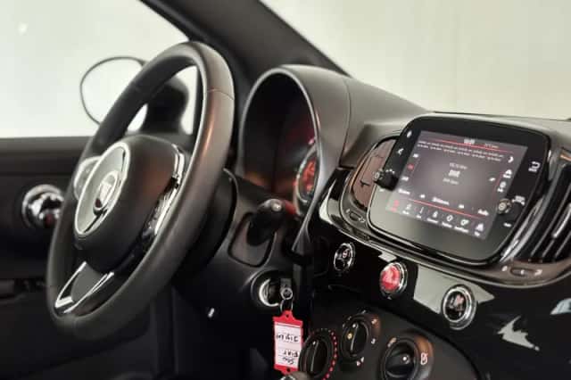 Fiat 500C (2015) thumbnail 2