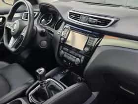 Nissan Qashqai (2017) thumbnail 4