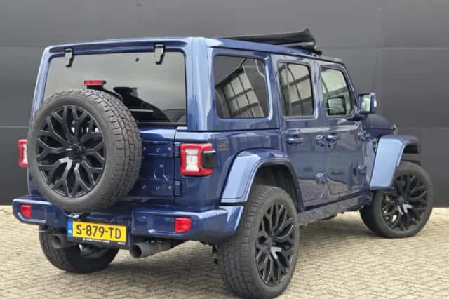Jeep Wrangler (2019) thumbnail 3