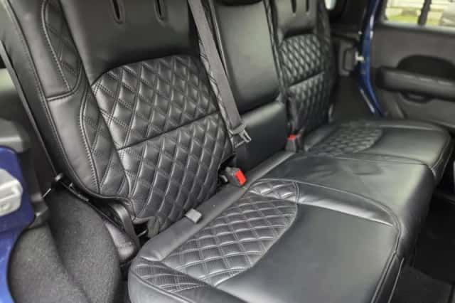 Jeep Wrangler (2019) thumbnail 4