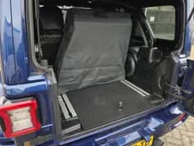Jeep Wrangler (2019) thumbnail 5