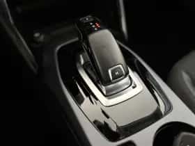 Peugeot 2008 (2019) thumbnail 28