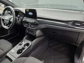 Ford Focus (2018) thumbnail 12