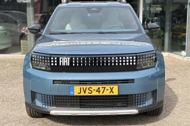 Fiat Grande Panda (2024) thumbnail 3