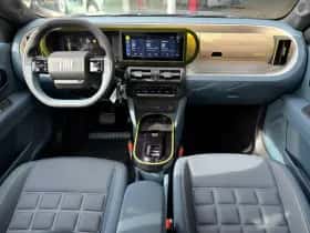 Fiat Grande Panda (2024) thumbnail 4