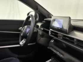 Jeep Avenger (2022) thumbnail 2