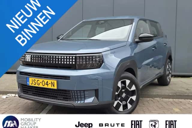 Fiat Grande Panda (2024) thumbnail 1