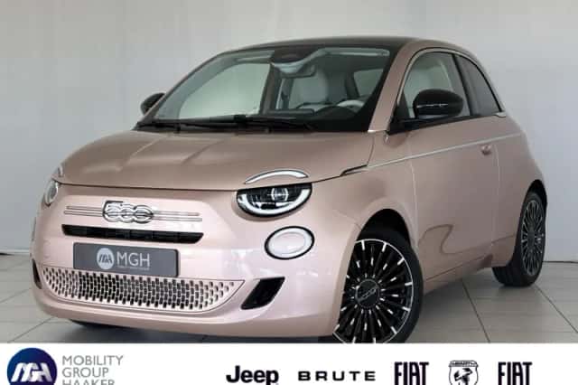 Fiat 500 (2015) thumbnail 1