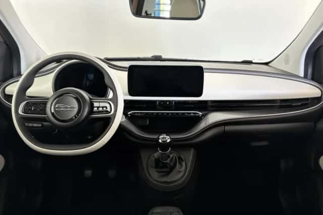 Fiat 500 (2015) thumbnail 4