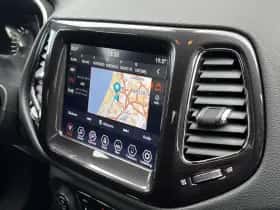 Jeep Compass (2017) thumbnail 15