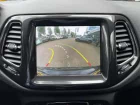Jeep Compass (2017) thumbnail 17