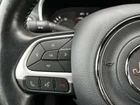 Jeep Compass (2017) thumbnail 18