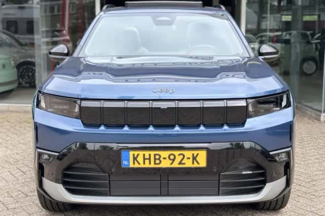 Jeep Compass (2025) thumbnail 3
