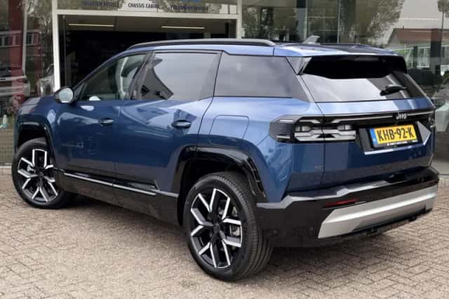 Jeep Compass (2025) thumbnail 5