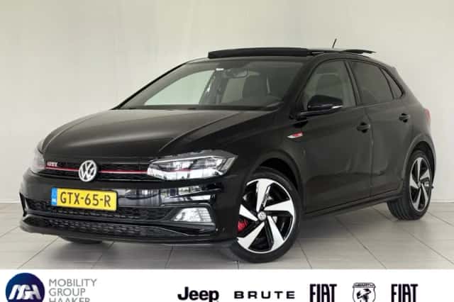 Volkswagen Polo (2017) thumbnail 1