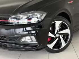 Volkswagen Polo (2017) thumbnail 2