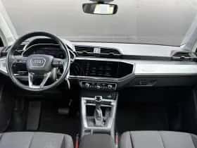 Audi Q3 (2018) thumbnail 5
