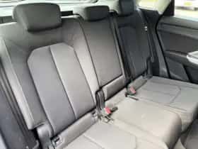 Audi Q3 (2018) thumbnail 6