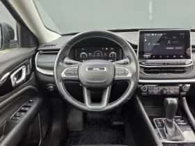 Jeep Compass (2017) thumbnail 2