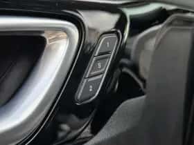 Jeep Compass (2017) thumbnail 28