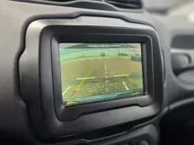 Jeep Renegade (2018) thumbnail 20