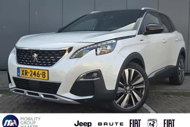 Peugeot 3008 (2016) thumbnail 1