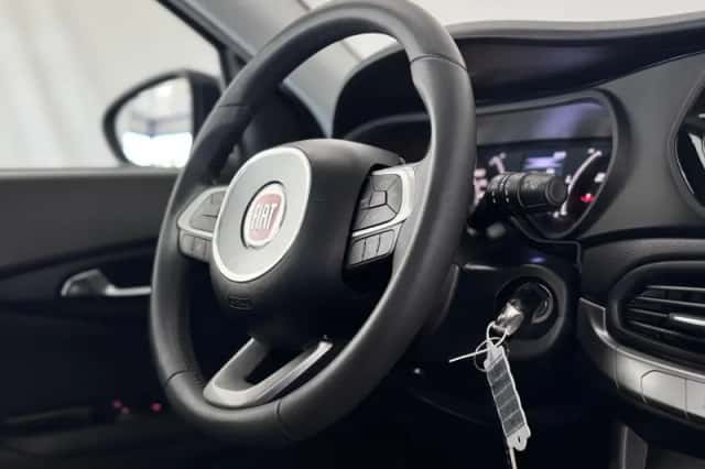 Fiat Tipo (2017) thumbnail 2