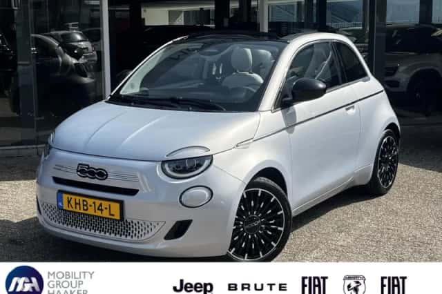 Fiat 500C (2015) thumbnail 1