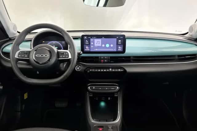 Fiat 600e (2023) thumbnail 5