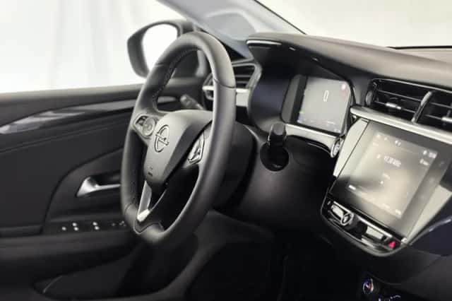 Opel Corsa-e (2023) thumbnail 3