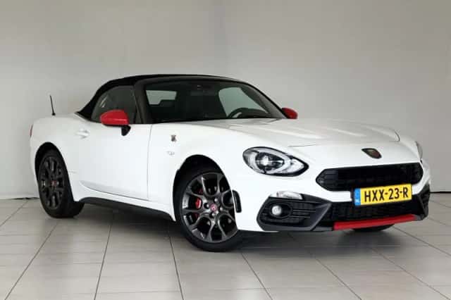 Abarth 124 Spider (2016) thumbnail 6