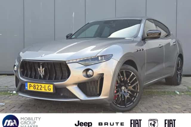 Maserati Levante (2016) thumbnail 1
