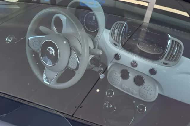 Fiat 500 (2015) thumbnail 2