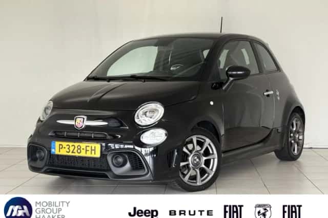 Fiat 500 (2015) thumbnail 1