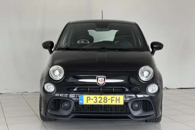 Fiat 500 (2015) thumbnail 4