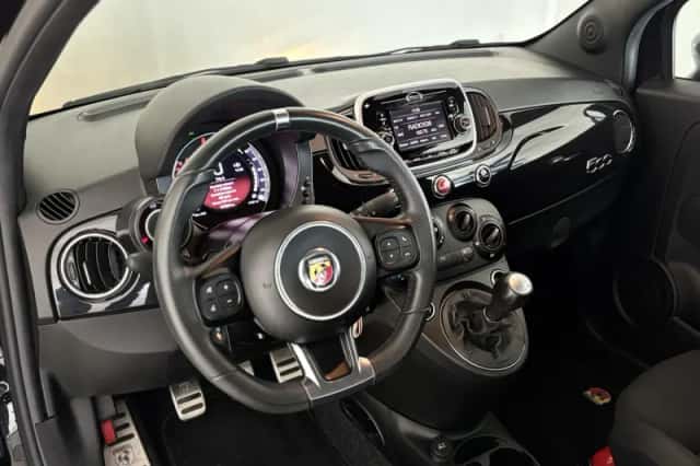 Fiat 500 (2015) thumbnail 5