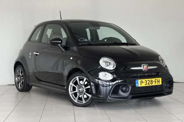 Fiat 500 (2015) thumbnail 6