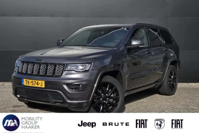 Jeep Grand Cherokee (2013) thumbnail 1