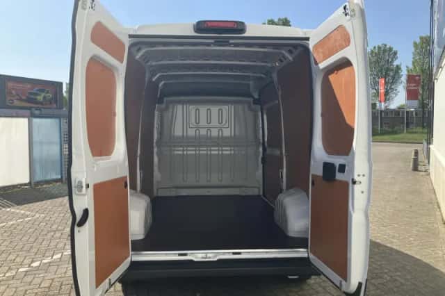 Fiat Ducato (2024) thumbnail 4