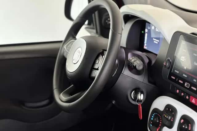 Fiat Panda (2011) thumbnail 2